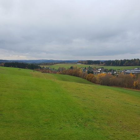 Landhotel Zum Doppeldecker Kirchen  Екстериор снимка